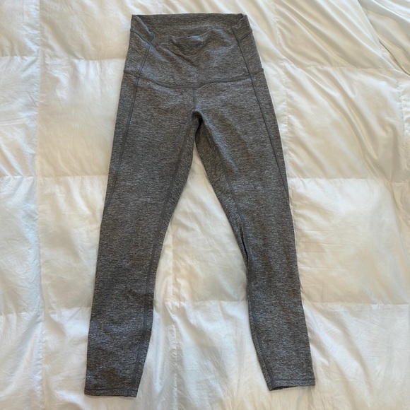 Lululemon Pure Practice legging sz 6 - Picture 3 of 6